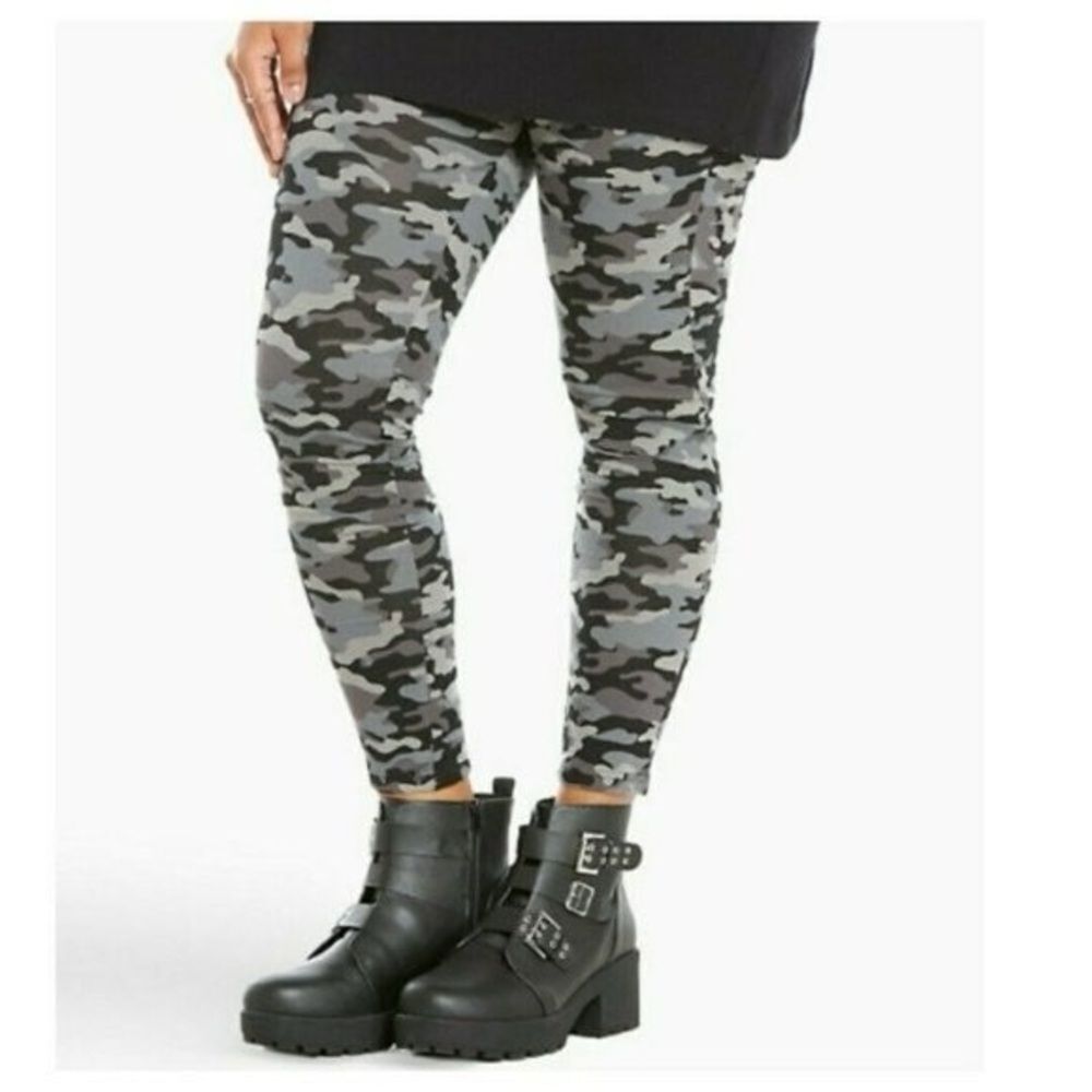 Torrid Camo Pull On Leggings